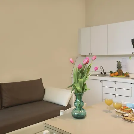 Nevada Aparthotel 3*